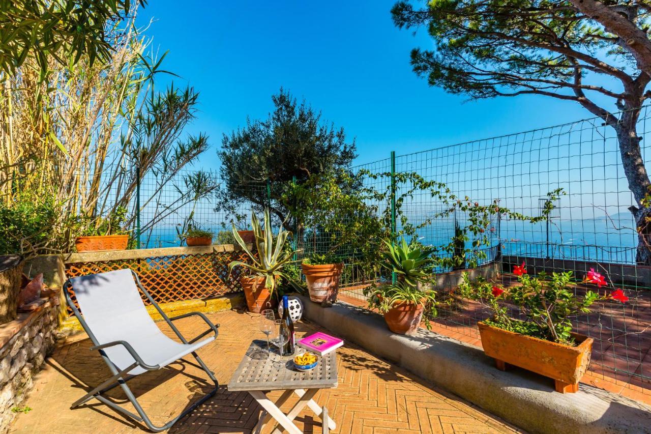 Capri Turquoise By Napoliapartments Exterior photo