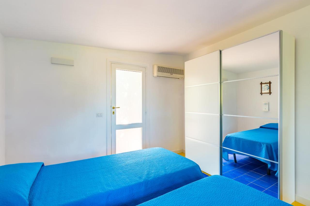 Capri Turquoise By Napoliapartments Exterior photo