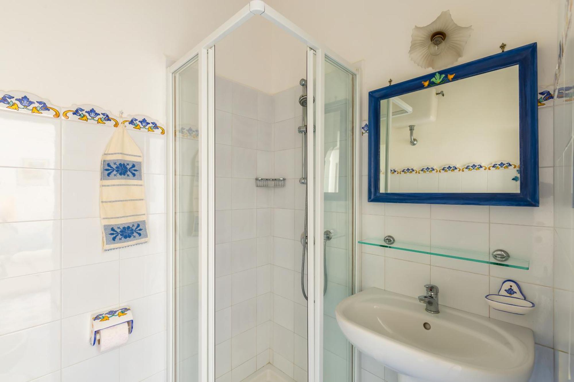 Capri Turquoise By Napoliapartments Exterior photo